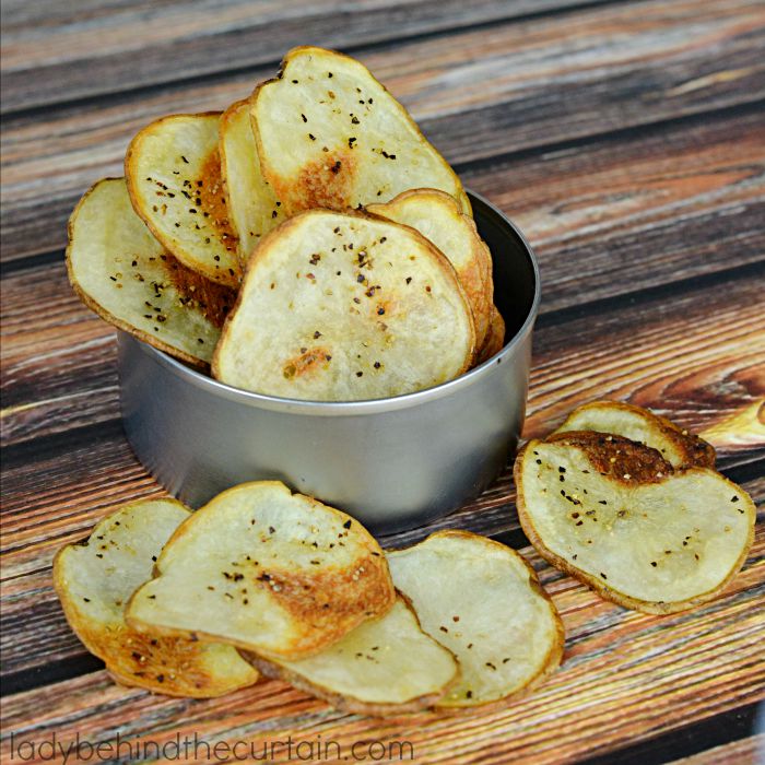 Simple-Baked-Potato-Chips-2