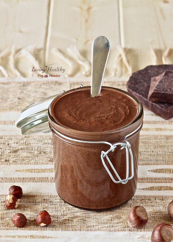 A Healthy Homemade Nutella recipes great alternative to store bought Nutella which is loaded with sugar and hydrogenated oils. The real taste of hazelnuts and chocolate stand out in this recipe, and the texture is creamy and smooth.