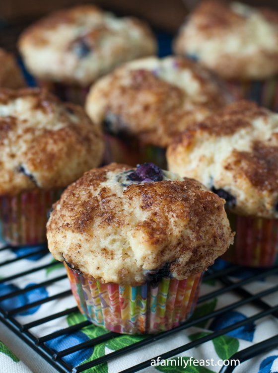 blueberry_creamcheese_muffins