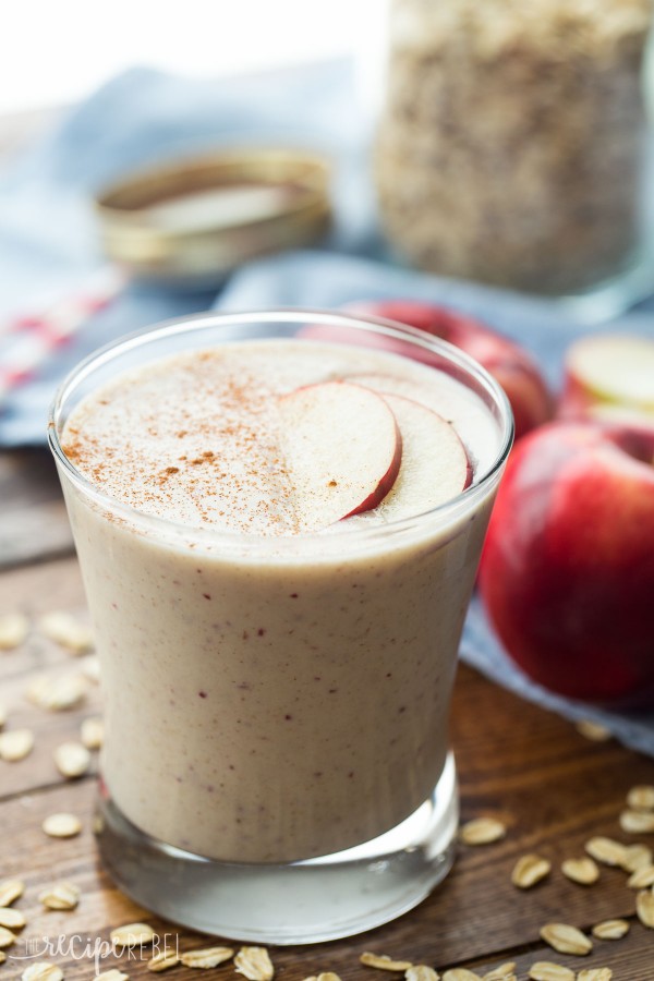 This Apple Crisp Smoothie has all the flavors of this favorite dessert — apple, oats, and cinnamon — in a healthy smoothie that’s perfect for breakfast (or a healthier dessert!).
