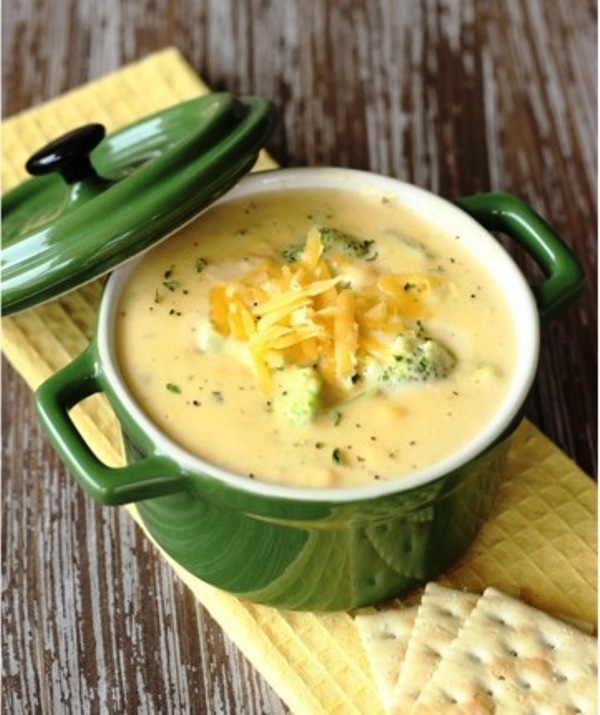 Are you ready for the tastiest way to warm up on a chilly day?  This Easy Crockpot Broccoli Cheese Soup Recipe is your answer!