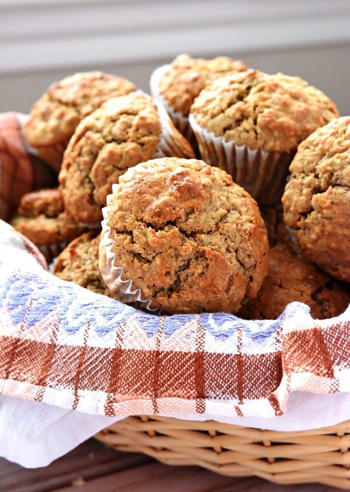 oatmeal-spice-muffins