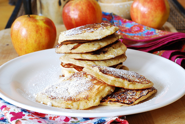 Apple Cinnamon Greek Yogurt pancakes. Pancakes stuffed with shredded apples and made with Greek Yogurt instead of milk that makes them a delicious breakfast recipe.