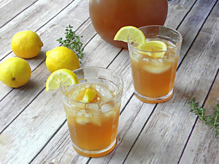 Making it naturally sugar-free is easy and still just as delicious as traditional iced tea with regular sugar.