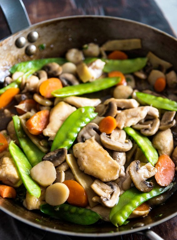 Homestyle moo goo gai pan is loaded with juicy tender chicken and colorful vegetables, brought together with a hearty savory sauce. {Gluten-Free Adaptable}