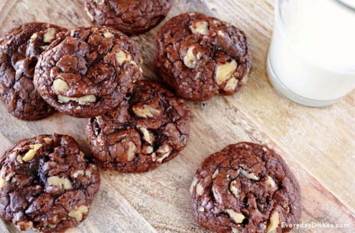 dark-chocolate-walnut-cookies
