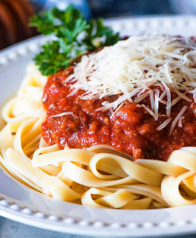 healthy-homemade-spaghetti-sauce
