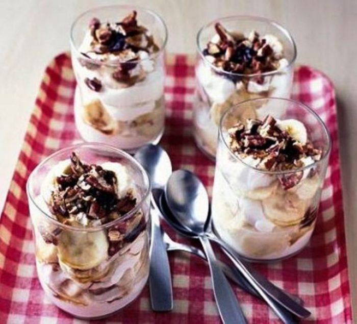 banana yogurt pots