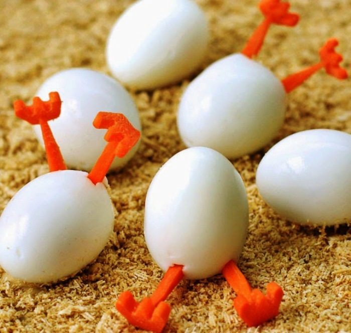 Want something fun to do with all those hard boiled eggs you have on hand this Easter? Create some hilarious Hatching Chick Hard Boiled Eggs.