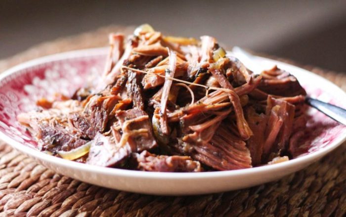 slow-cooker} italian red wine roast beef