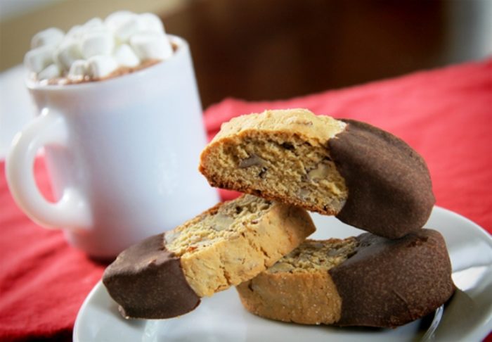 pecan-chocolate-biscotti