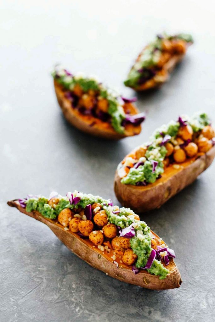 Baked sweet potatoes w/ chickpeas & broccoli pesto