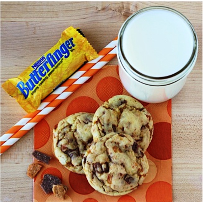 This easy Butterfinger Cookies Recipe will have your friends and family begging for seconds!  Just 4 ingredients.