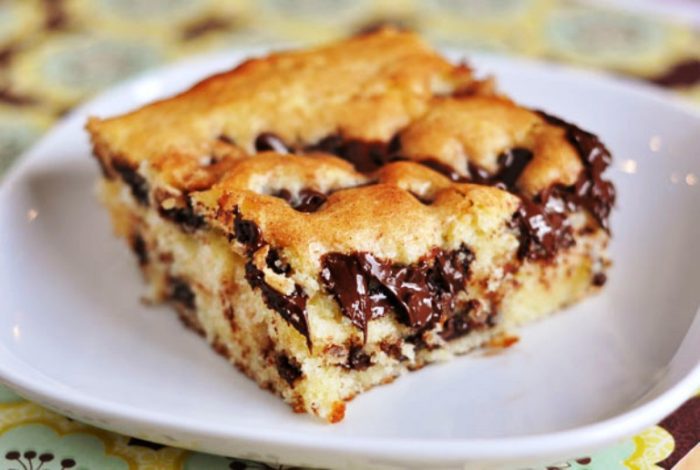 This one bowl chocolate chip cake is amazing! Incredibly after dumping all the ingredients to mix together, it is one of the fluffiest cakes ever.