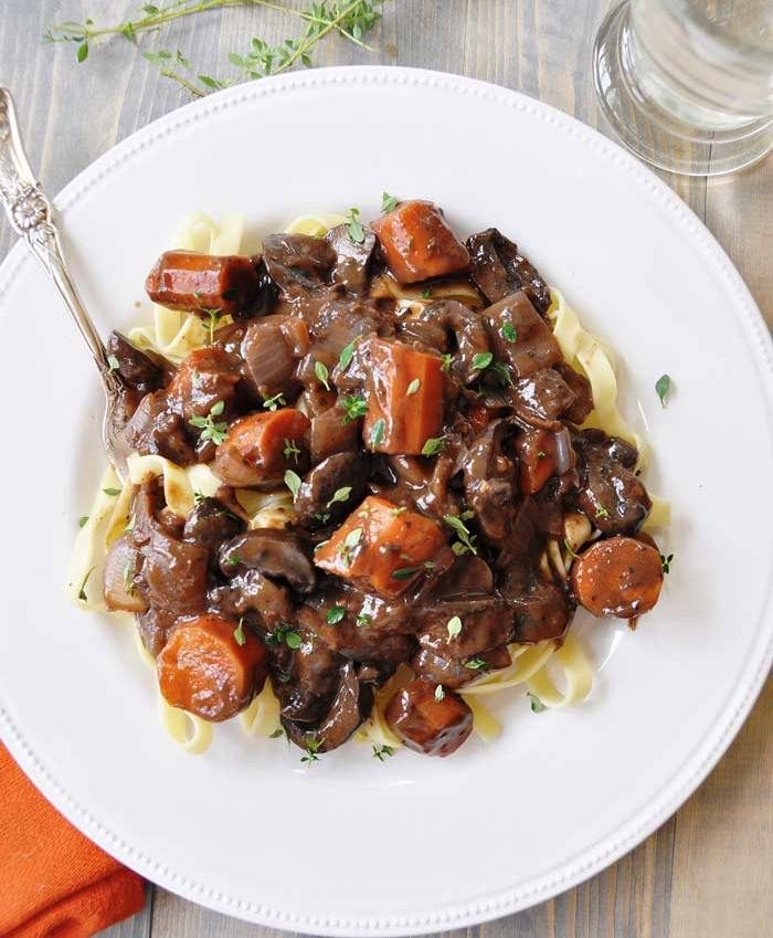 Vegan mushroom bourguignonne