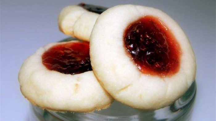 swedish rosenmunnar cookies