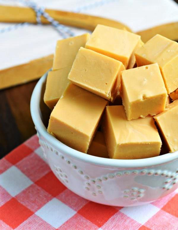Creamy, melt-in-your-mouth Butterscotch Fudge is an easy recipe to make any time of year! No candy thermometer needed to make this perfect homemade fudge recipe.
