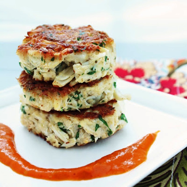 Low carb crab cakes with roasted red pepper