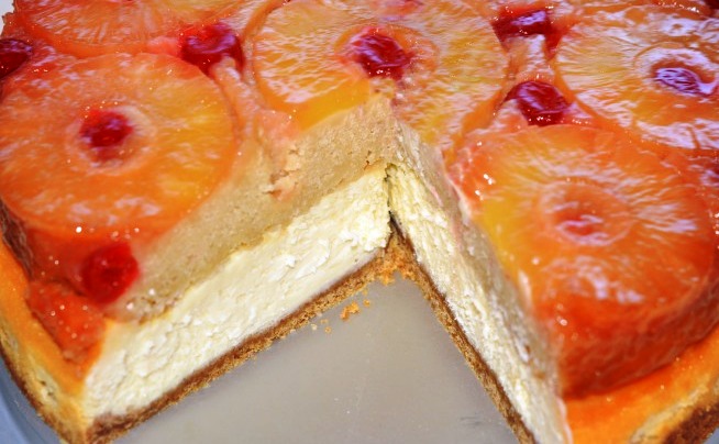 Cheesecake and pineapple upside down cake