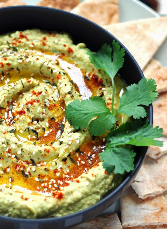 Green chili hummus