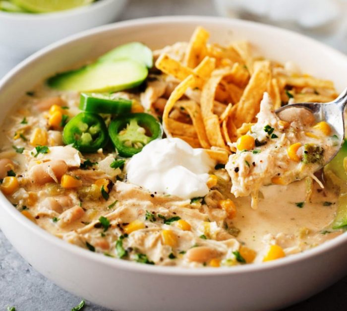 Slow cooker creamy white chicken chili recipes