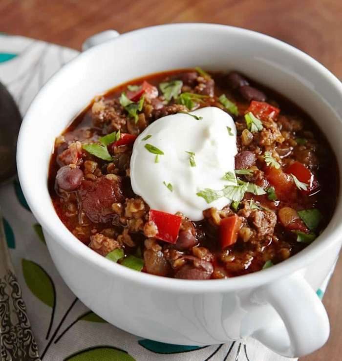 Healthy buffalo and black bean chili recipe