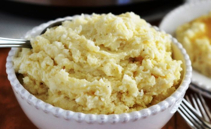 Crock pot creamy mashed potatoes