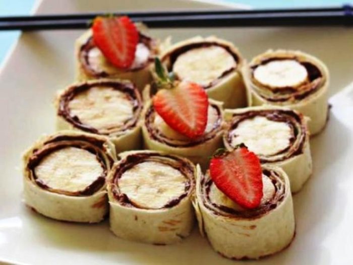 Delicious nutella and banana fruity snacks