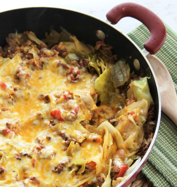 One-pot cabbage casserole