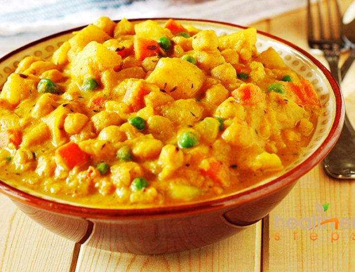 Jamaican spicy potato curry dish (vegan)