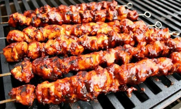 Bbq chicken kebabs