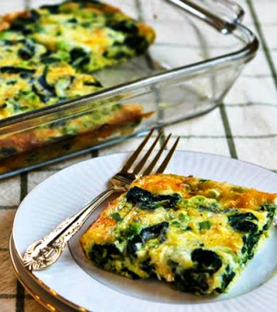 Low-carb and gluten-free spinach and mozzarella egg bake