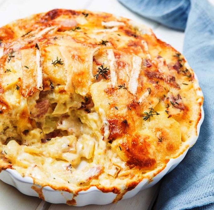 It is a hearty and sophisticated dish that requires some preparation, the most tedious task being cleaning the potatoes.