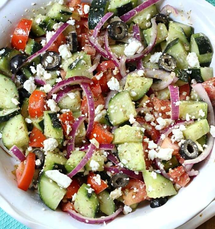  Cucumber greek salad