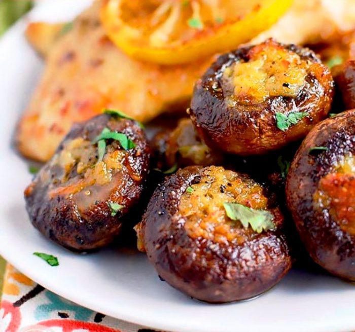 Easy garlic butter roasted mushrooms