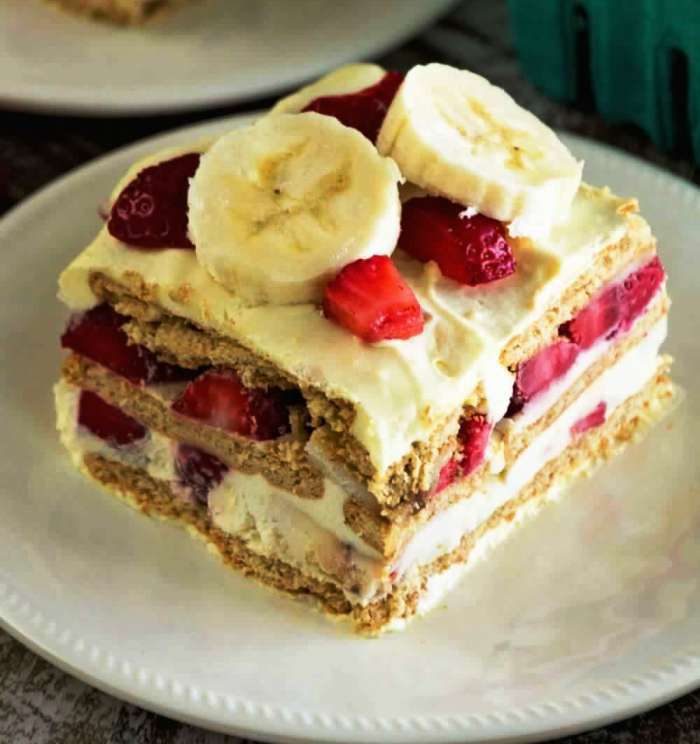 Skinny strawberry banana ice box cake recipe