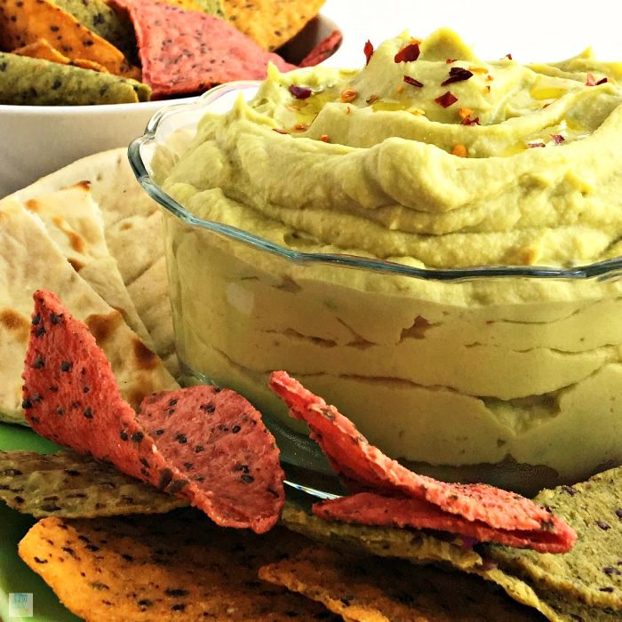 Spicy-avocado-hummus