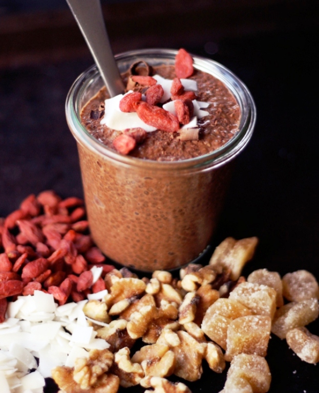 Chocolate chia seed superfood pudding (gluten free and vegan)