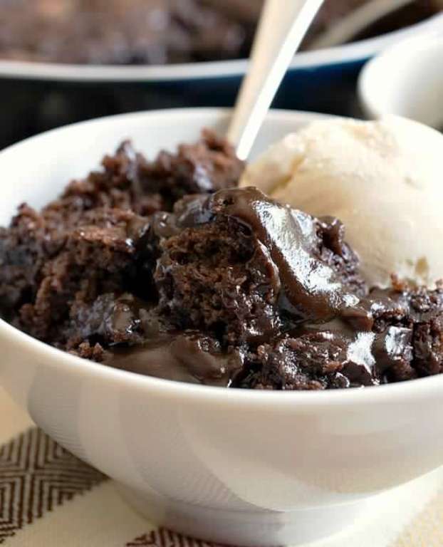 Hot fudge pudding cake