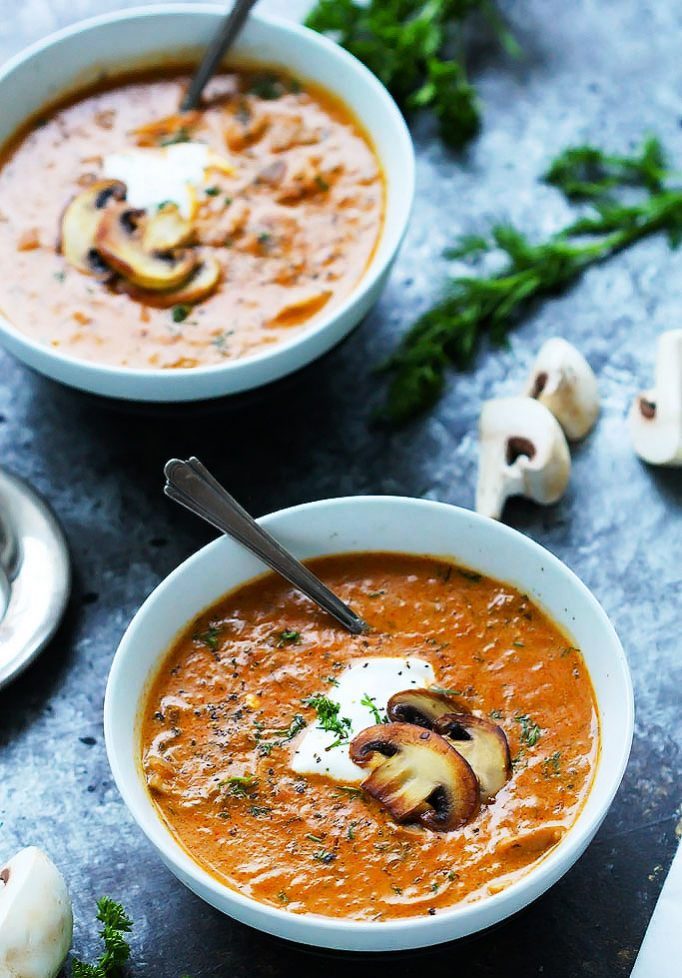 Hungarian mushroom soup with fresh dill 
