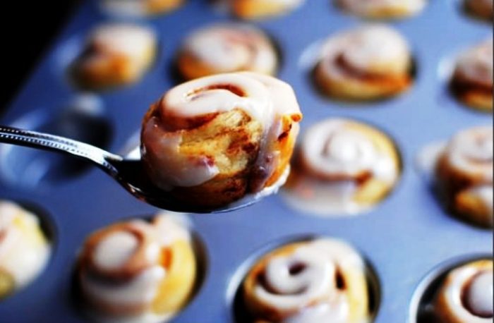 8 minute mini cinnamon rolls