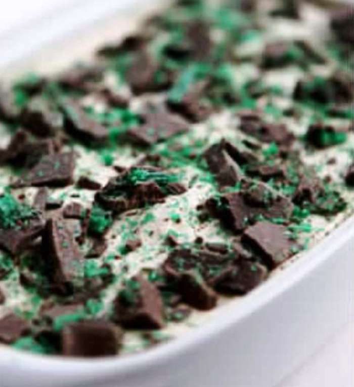 Peppermint crisp fridge tart