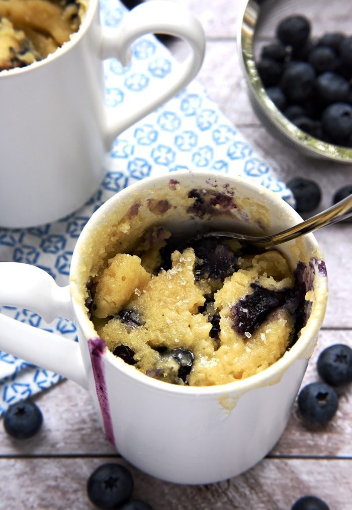 Blueberry muffin mug cake