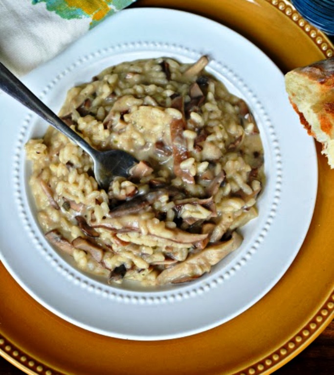 Creamy risotto with shitake and cremini mushrooms