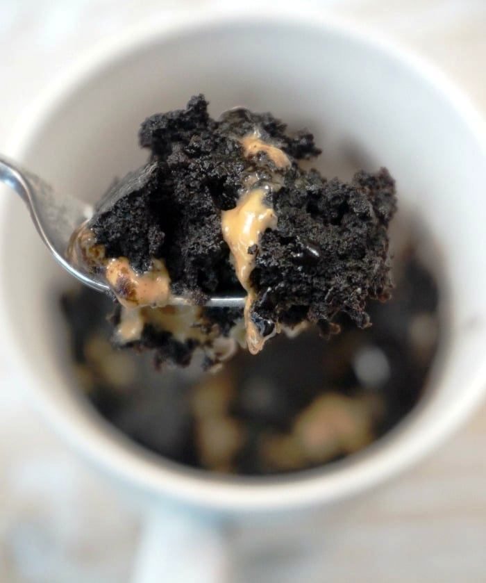 Peanut butter brownie in a mug