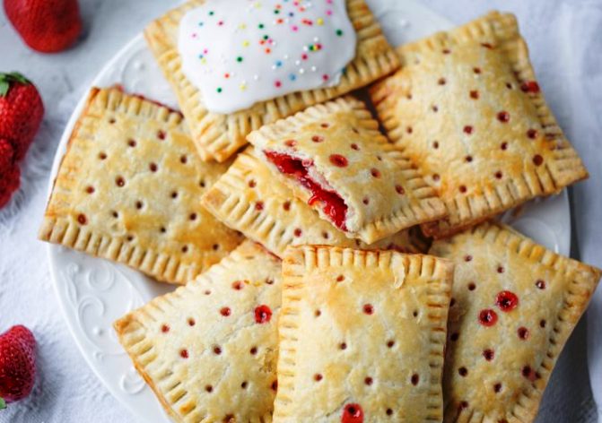 Homemade-strawberry-poptarts