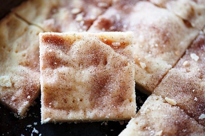 Cinnamon-sugar-shortbread-bars