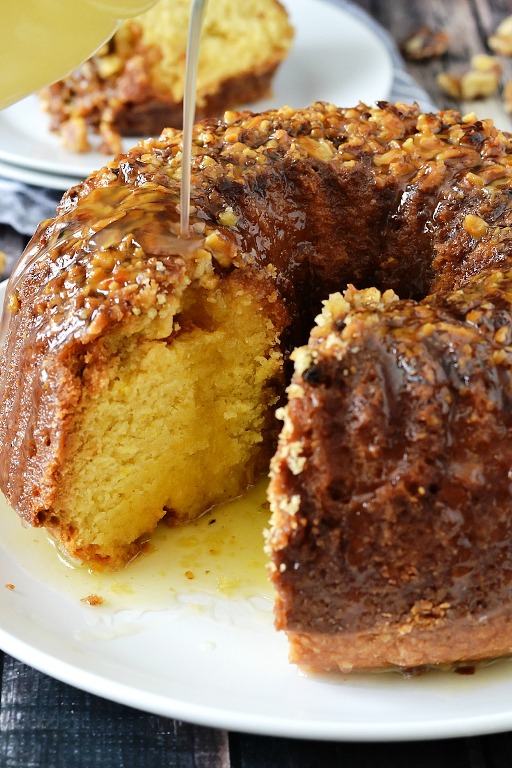 Moist and delicious rum cake