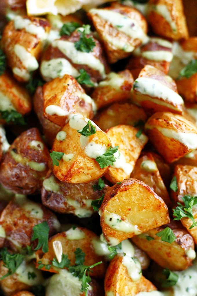 In this recipe, I decided to let simplicity reign supreme and I let the Creamer potatoes shine. I quartered the Chilean Splash Creamers, mixed them with a splash of olive oil, dried chipotle, paprika, garlic and powder, salt and pepper, and popped them in the oven to roast to crispy perfection.