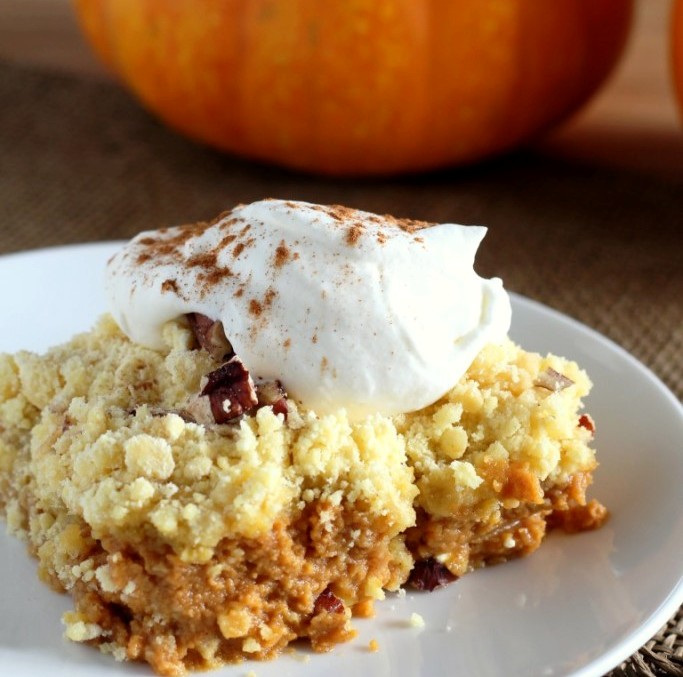 Pumpkin-crunch-dump-cake